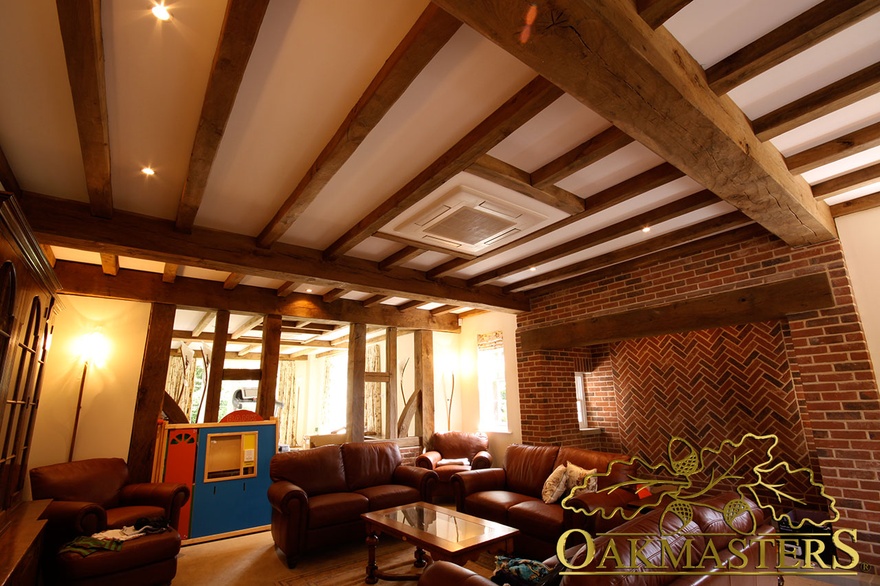 Heavy oak beam layout with incorporated ventilation - 134734