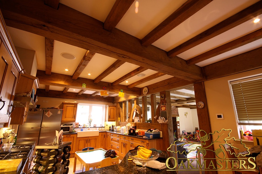 Ceiling beam layout with heavy main beams -  140747