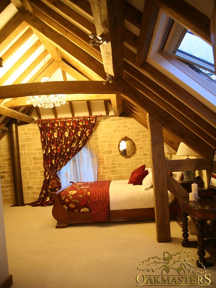 Exposed oak roof goes beautifully with dark red and gold colour scheme