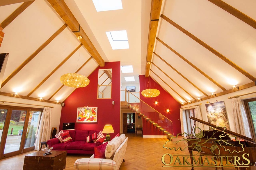 Oak-clad steel beams were used to span a very large distance in this open plan modern home