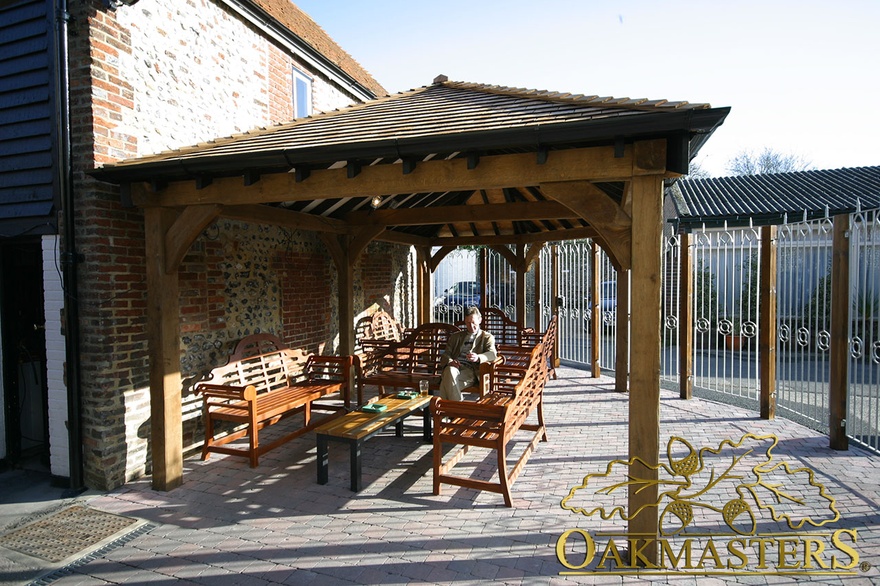 Oakframe outdoor pub smoking or rain shelter canopy