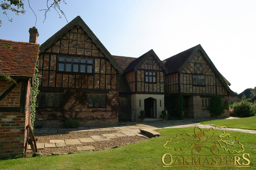 Bespoke handcrafted residence using reclaimed oak
