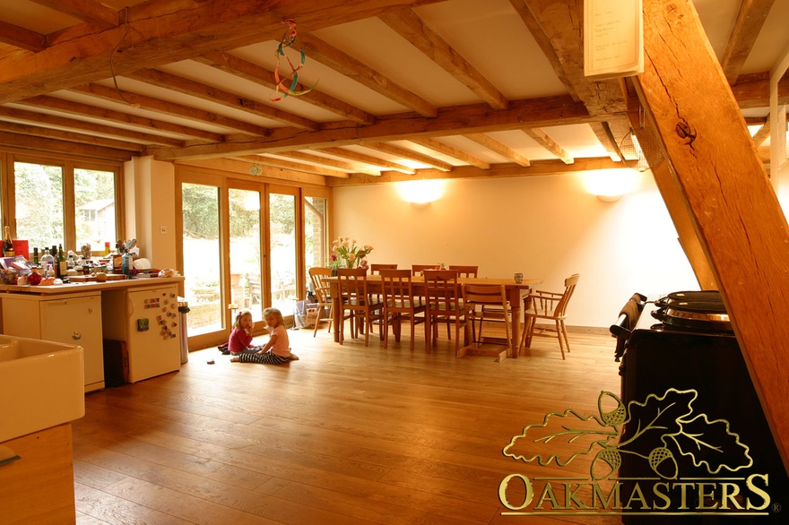Beautiful oak ceiling layout in a large open plan kitchen - 145608