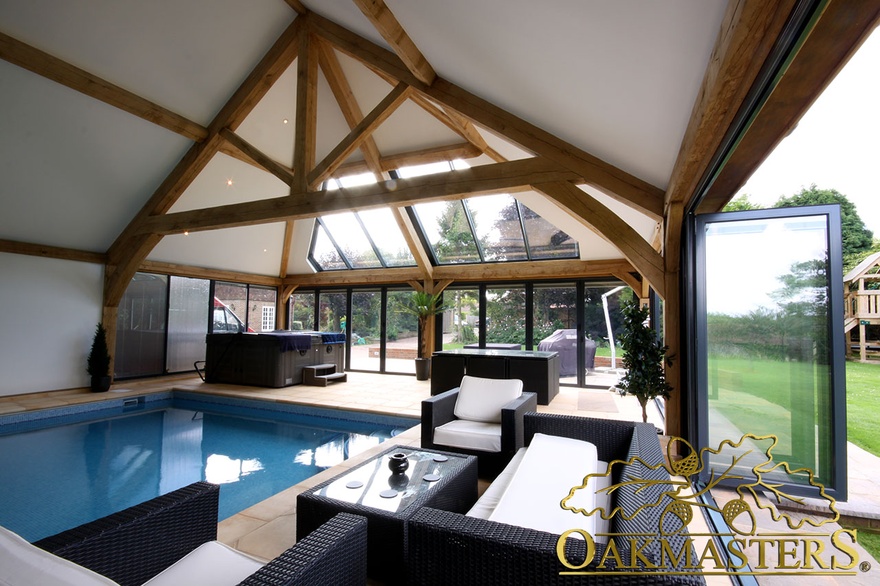 Raised tie oak trusses in a large pool house