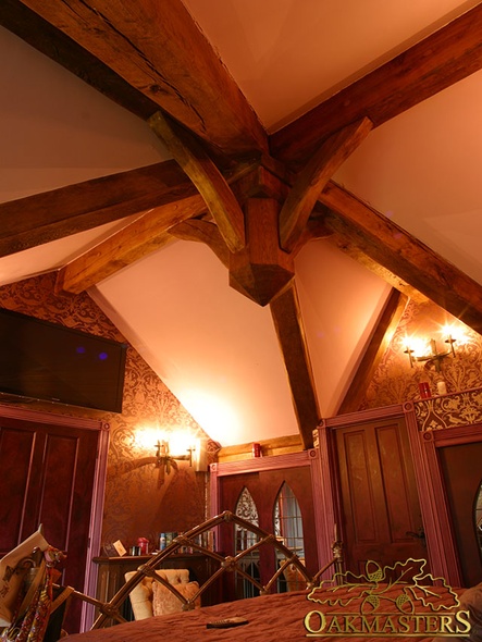 Unusual gothic oak roof design incorporating a large oak finnial