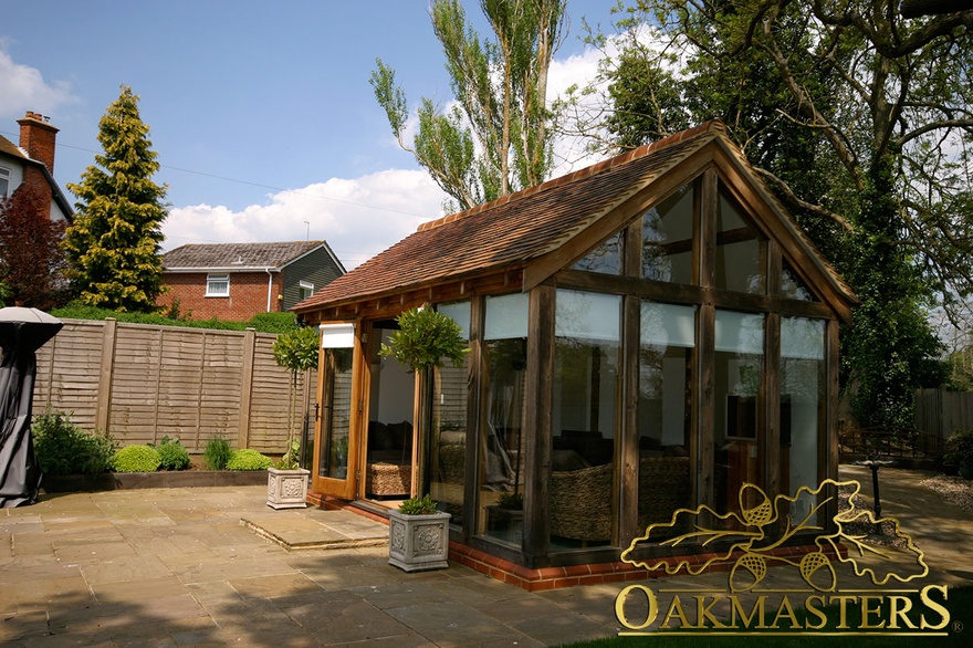 Glazed gable on small garden-room