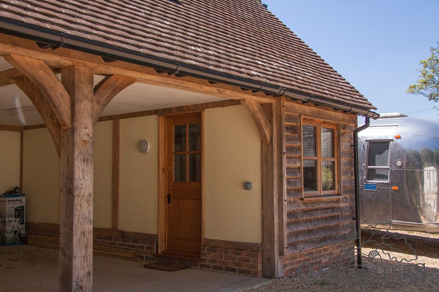 Entrance into the accommodation is from the inside of one of the open bays