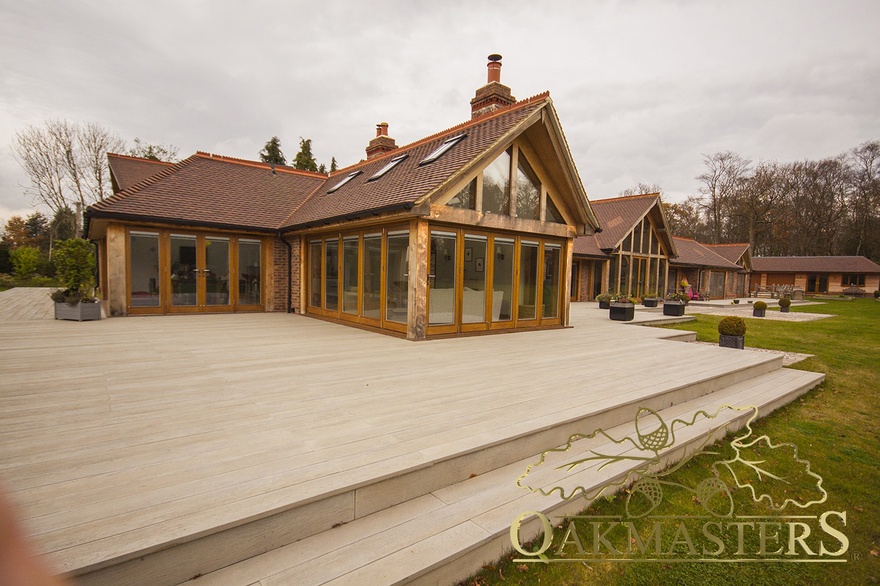 Single storey oak glazed gable