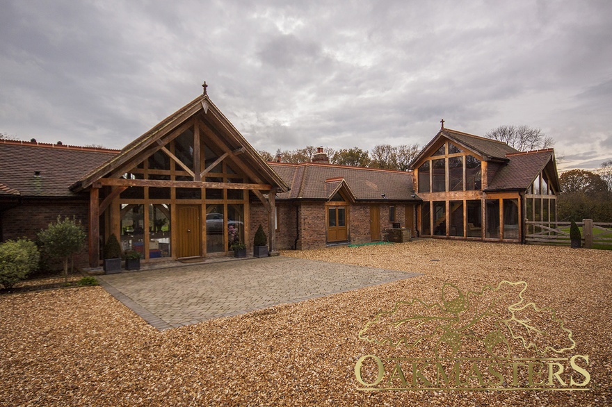 Front entrance into the stunning oak framed property