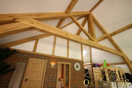 46-oakmasters-oak-framed-building-1069.jpg